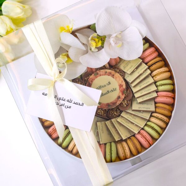 Best premium chocolate & macarons